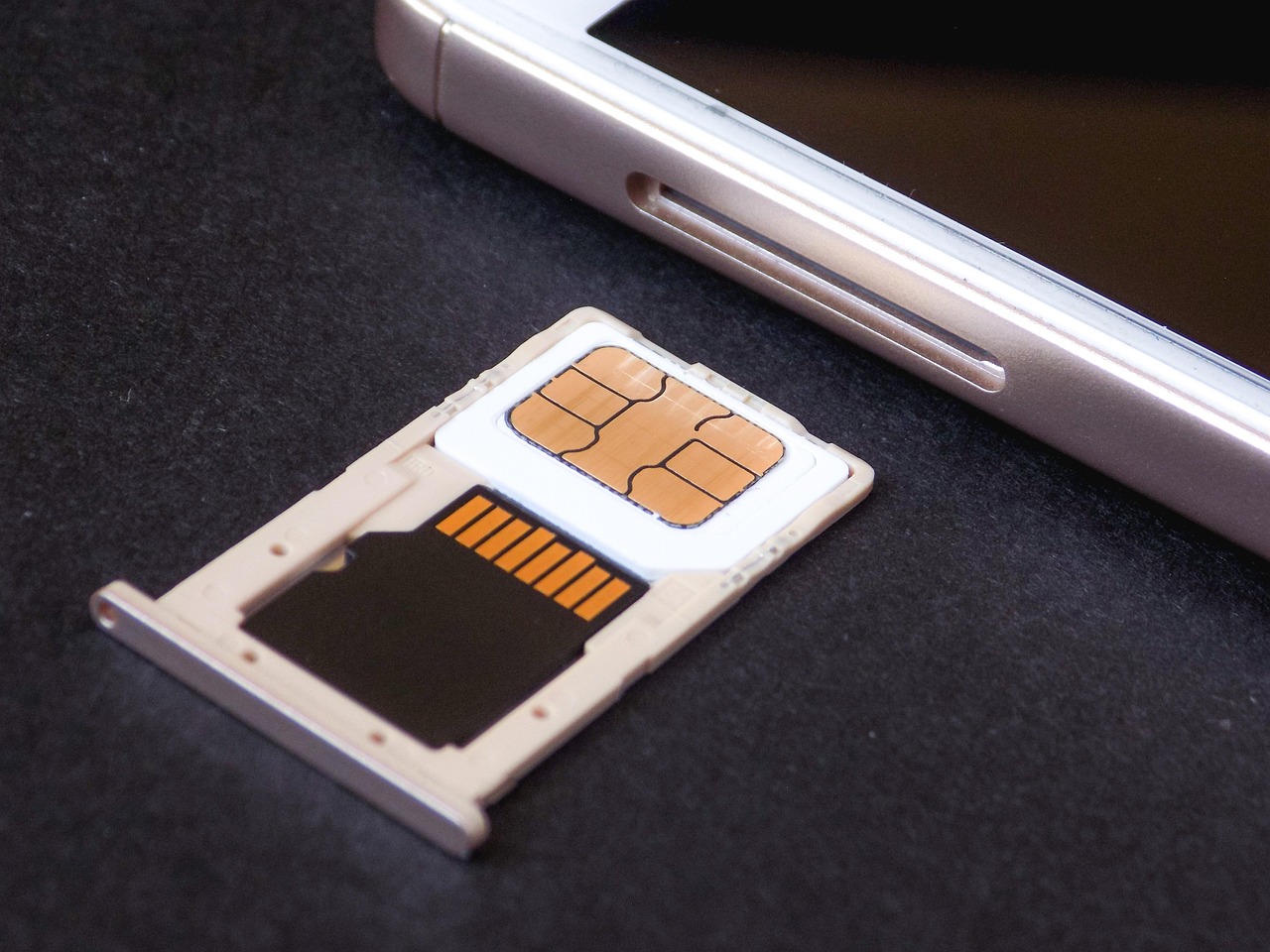 e-simを利用した格安プランの選び方は？