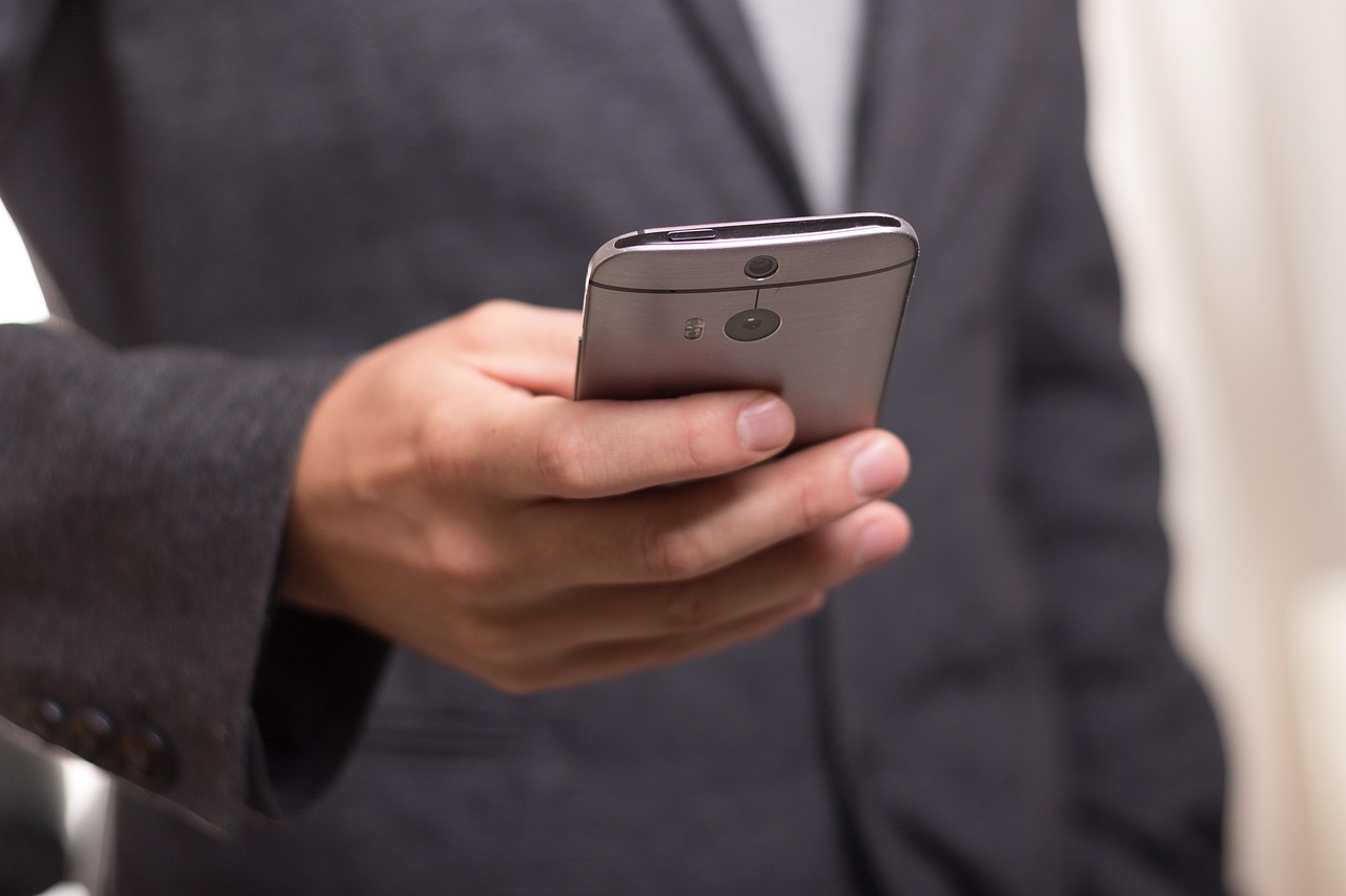uqモバイルとpovoの違いを徹底解説したいのはなぜ？
